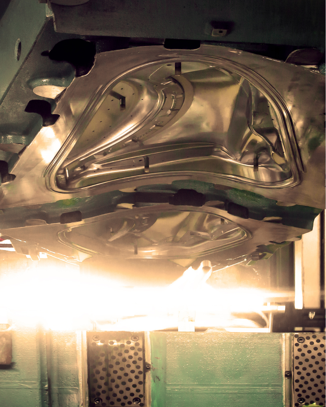 High-Precision Automotive Metal Stamping & Assembly Manufacturer (JPY 1.28B Revenue)