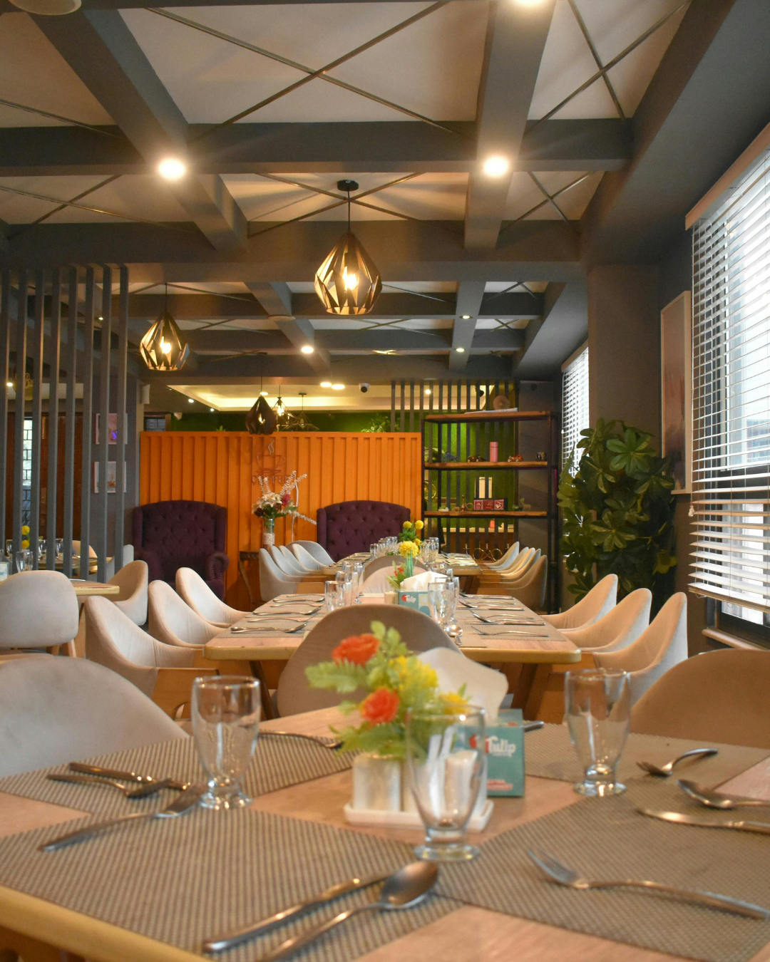 Japan: Leading Restaurant & Food Manufacturing Group Seeking Majority Acquisitions (up to ¥100B)