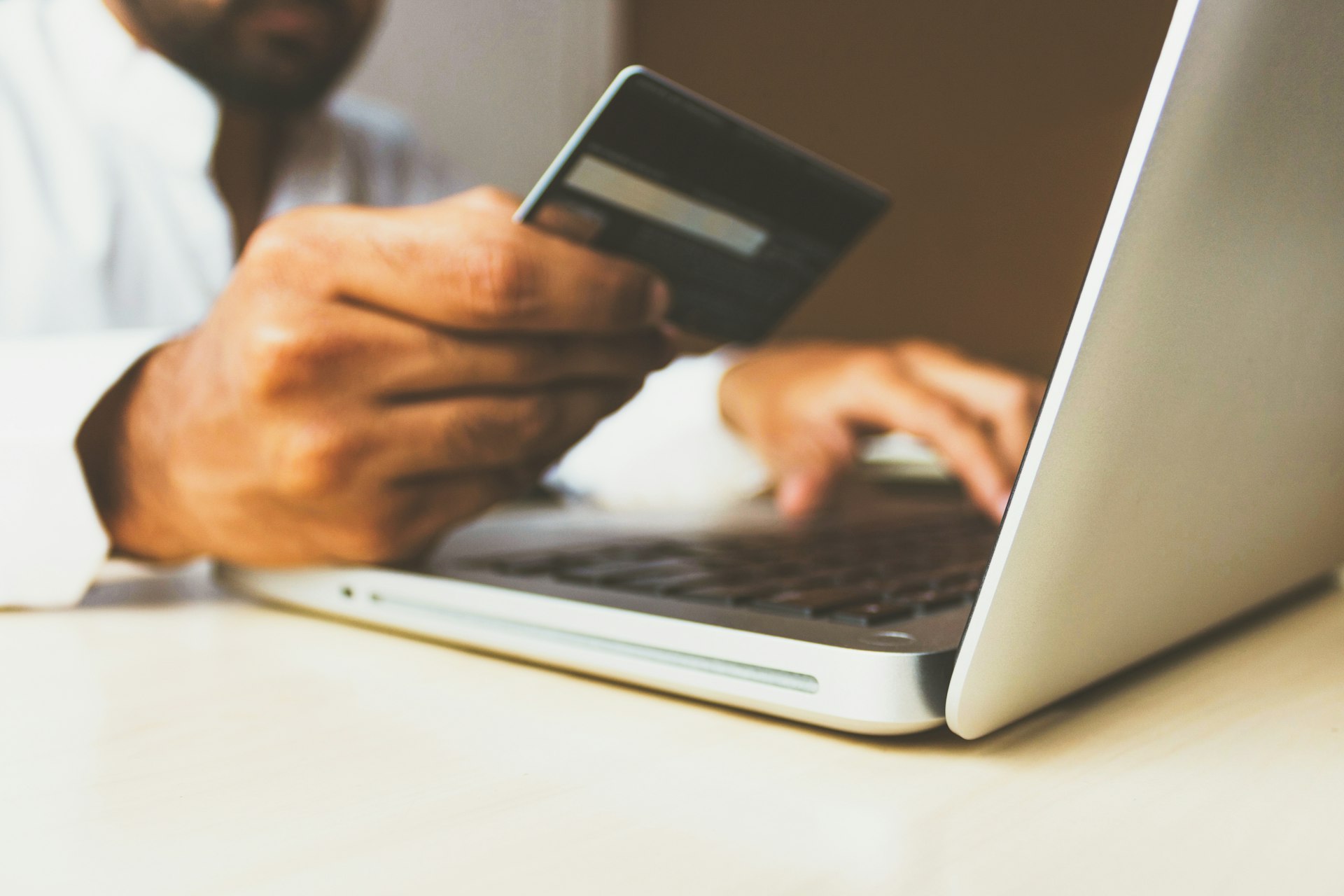 Japan: Leading E-Commerce Platform Operator Seeking Technology Acquisitions